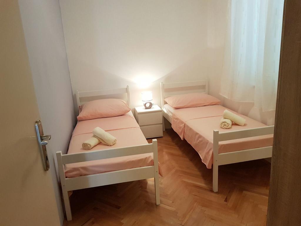 Apartment Vice Mali สปลิท ภายนอก รูปภาพ